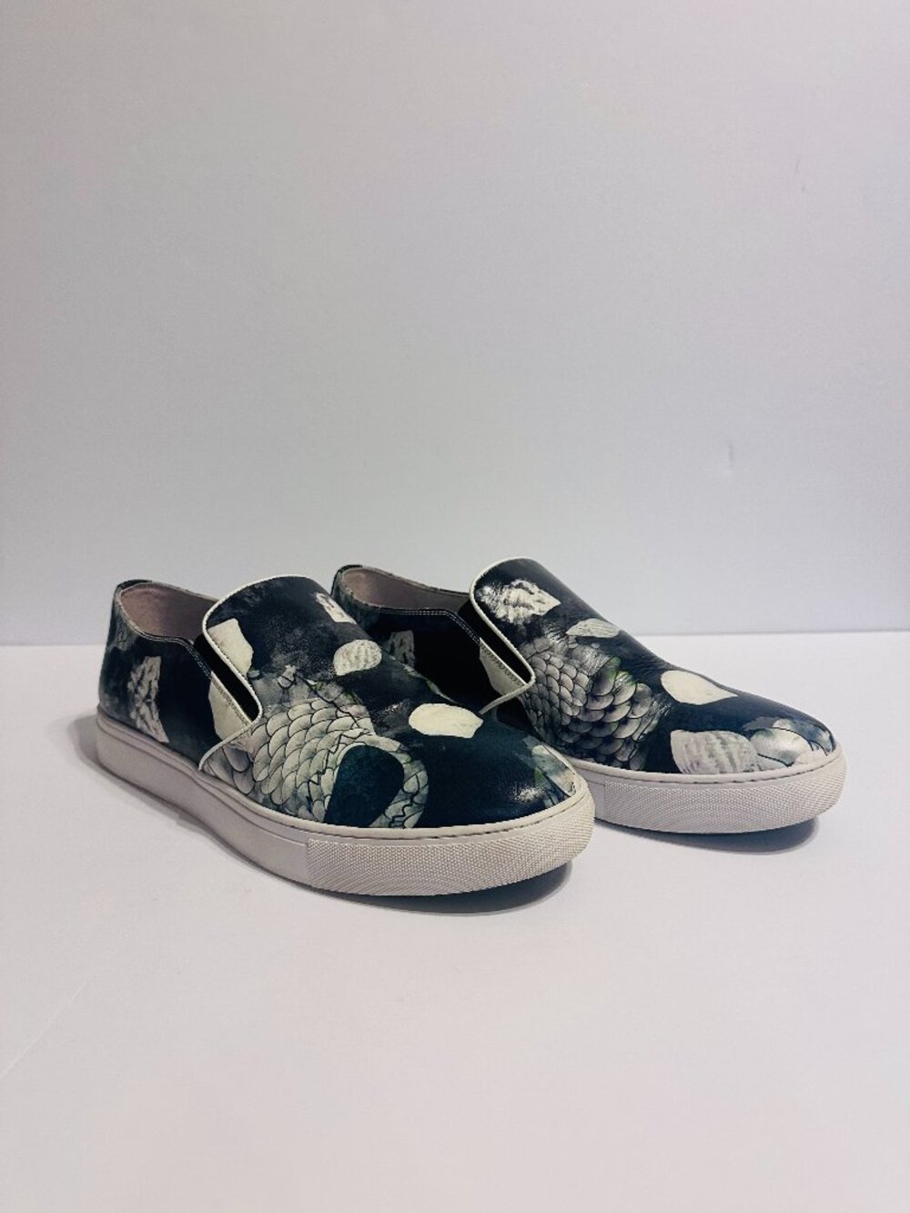 Robert Graham Chiron Slip On Shoes